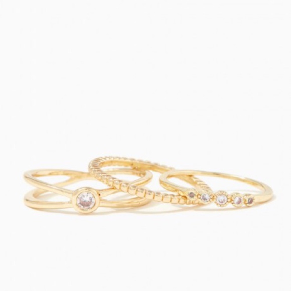 ⭐️ Gold Rhinestone Ring Set - Picture 3 of 4